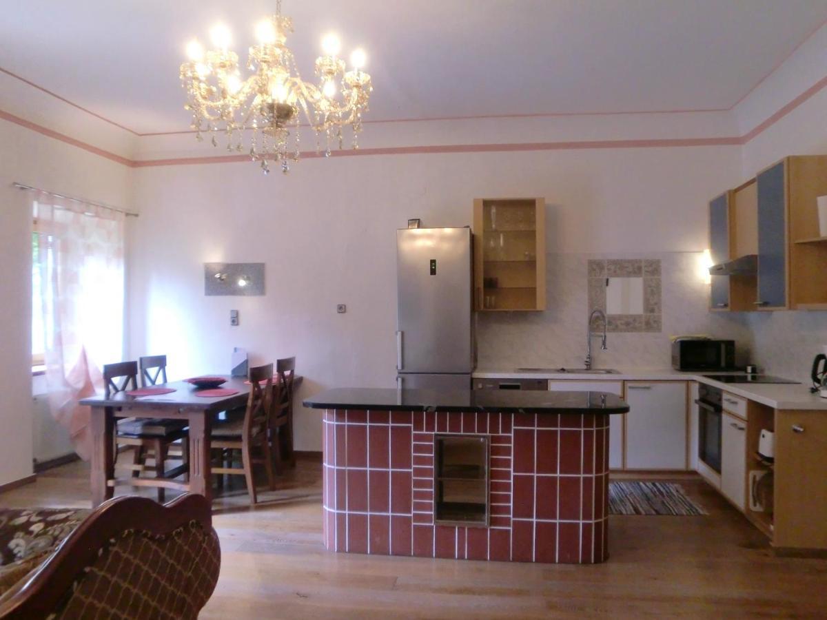 Garten- & Loggia-Appartement Herrenhaus Dellach im Drautal ภายนอก รูปภาพ