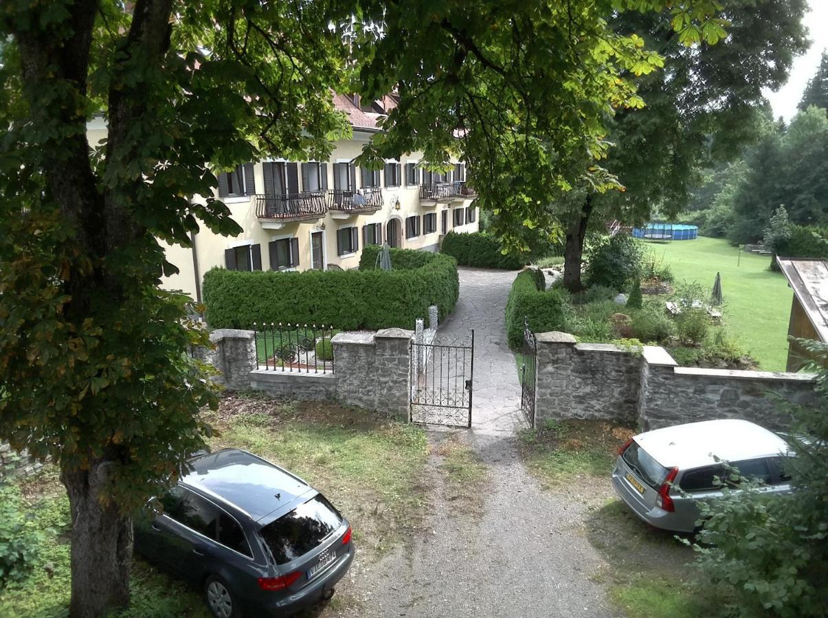 Garten- & Loggia-Appartement Herrenhaus Dellach im Drautal ภายนอก รูปภาพ